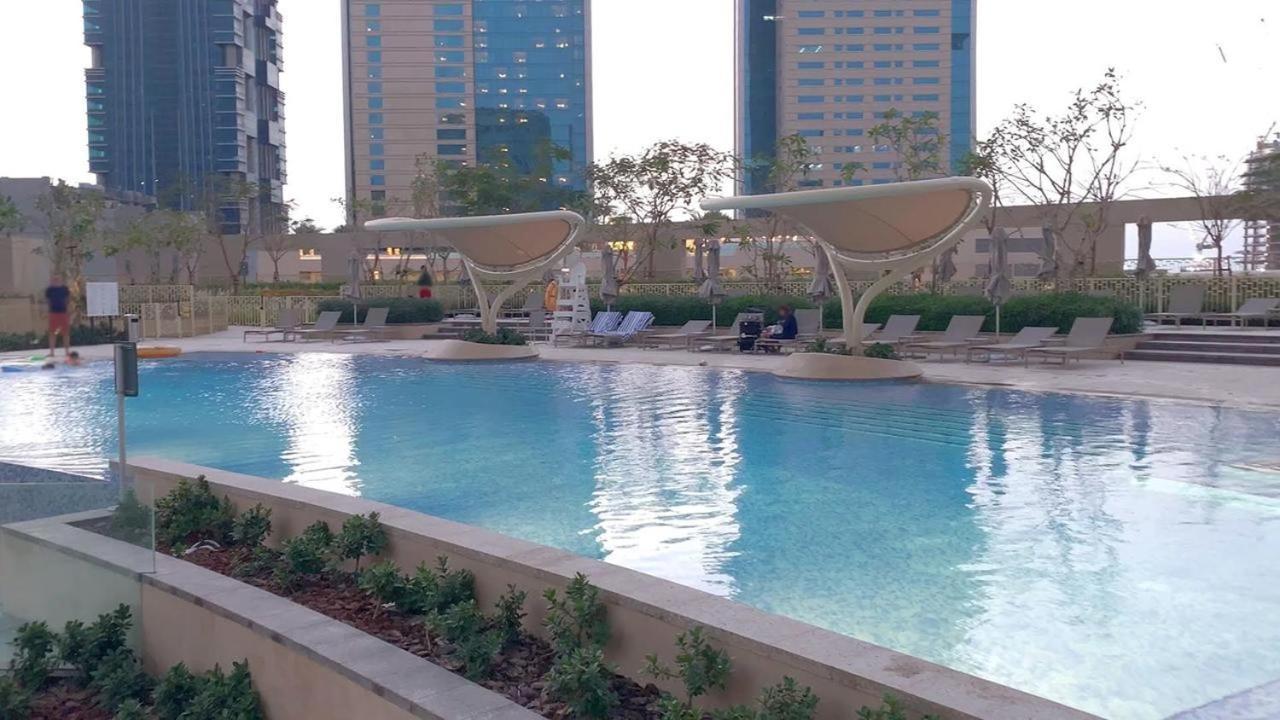 First Class 3Br With Full Burj Khalifa And Fountain View Dubai Luaran gambar