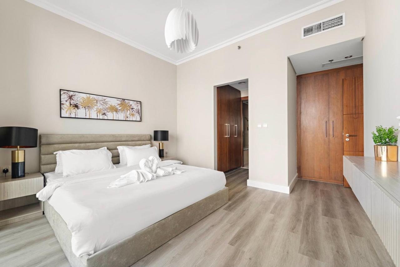 First Class 3Br With Full Burj Khalifa And Fountain View Dubai Luaran gambar